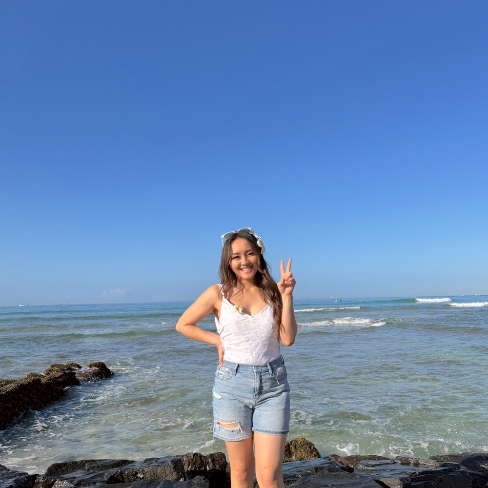 Meet your Posher, Yong